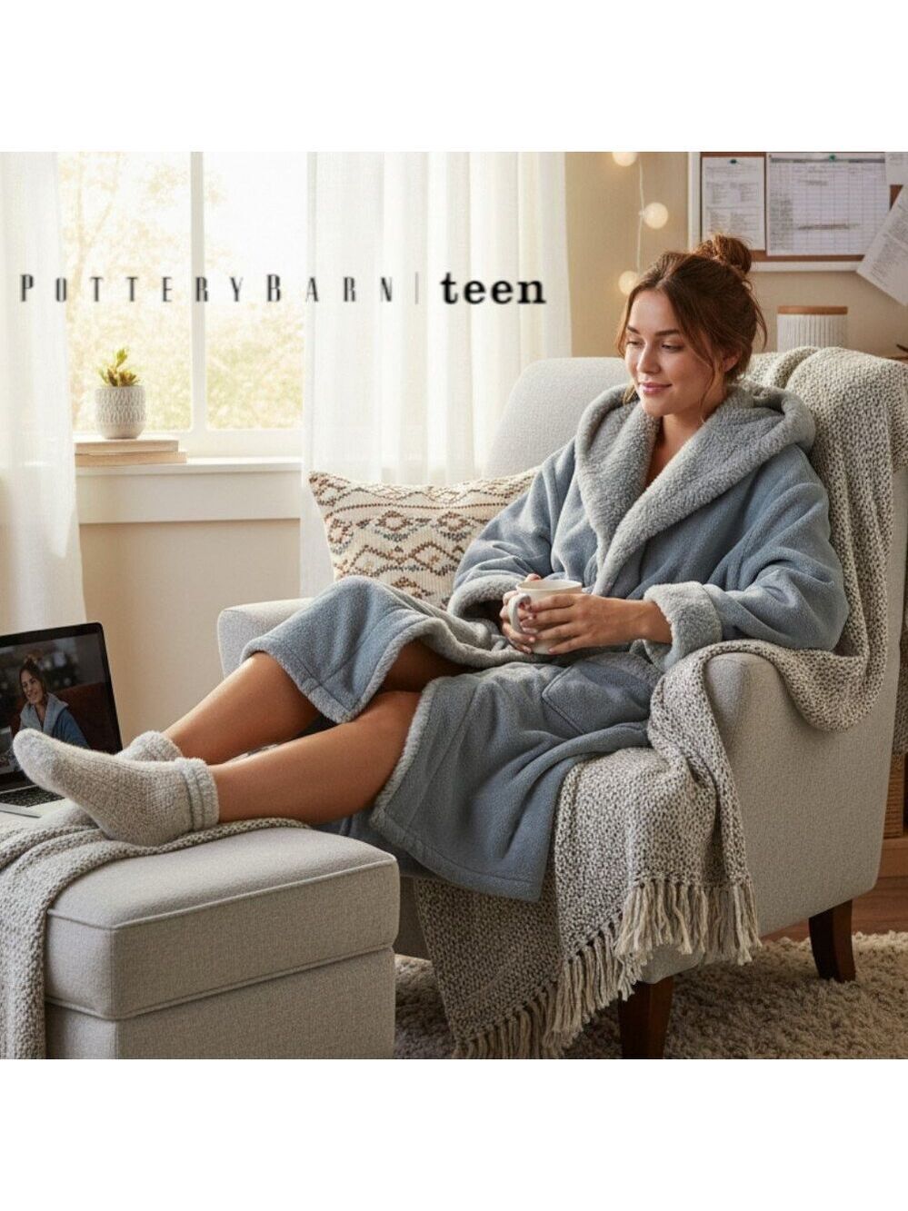 Pottery Barn Teen Faux Fur Hooded Robe Gray Plush Spa Cozy w/ 2 Belts
